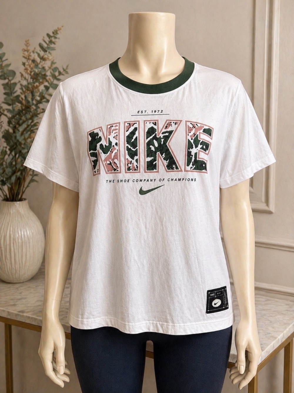 Nike Oversized Tee – Size Small (Fits M/L) – Camo Logo – White